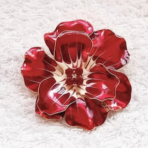 Vintage Joan Rivers Shiny Red Enamel Flower Floral Pin Brooch Rare Finds Collectibles
