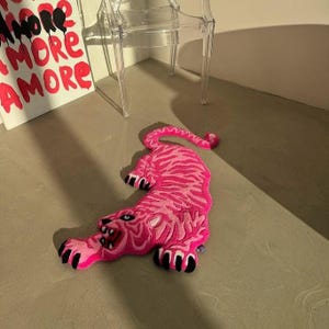 Custom tiger tufted rug, handmade animal rug, aesthetic statement rug, unique floor decor, colorful big cat rug for modern home