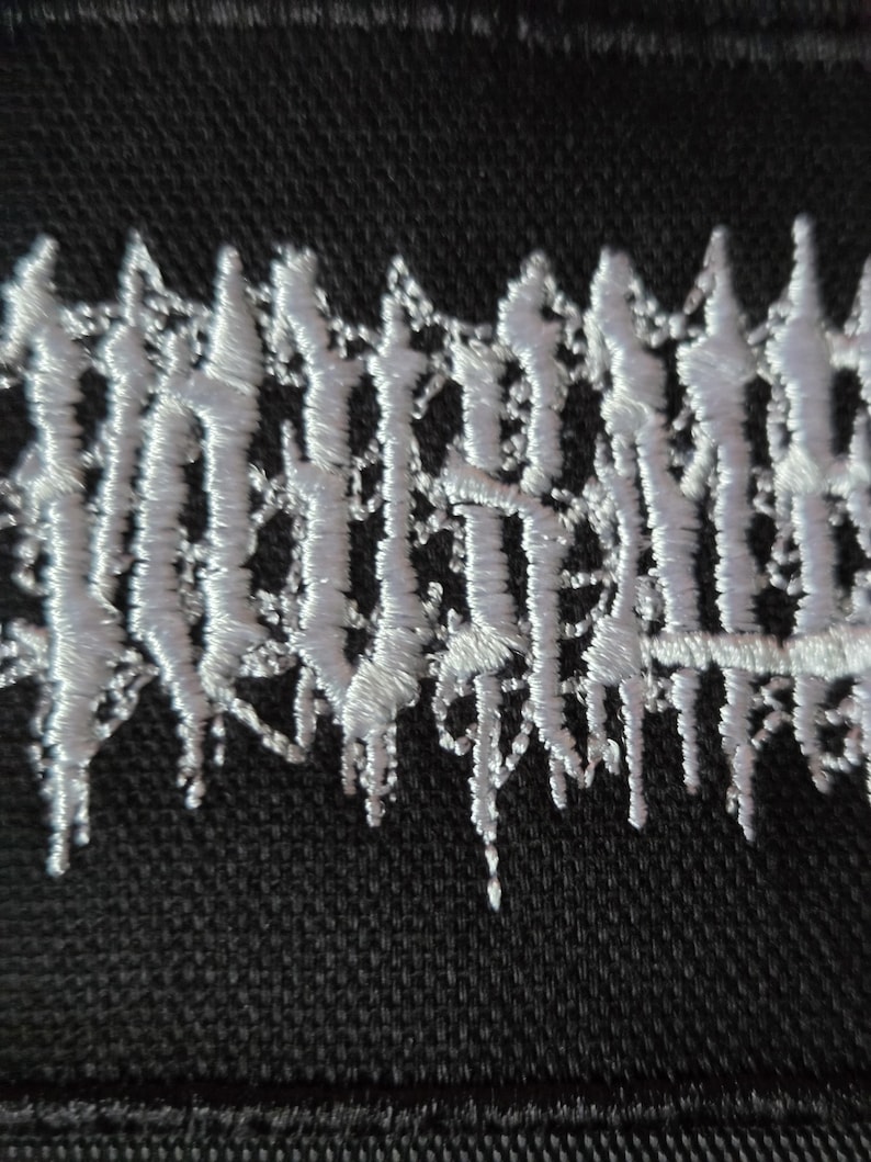 Devourment-lapp ~ Broderad kanvas av hög kvalitet bild 2