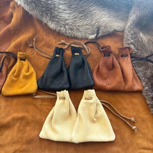 Handmade pouch's Buckskin leather pouch – Authentic Leather, each one is different image 12