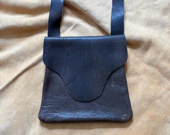 Handmade Buffalo Leather Possible Bag – Authentic Oil Tan, Dark Gray