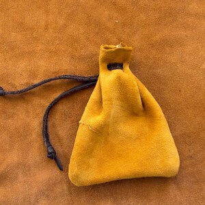 Handmade pouch's Buckskin leather pouch – Authentic Leather, each one is different image 8