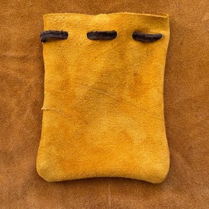 Handmade pouch's Buckskin leather pouch – Authentic Leather, each one is different image 10