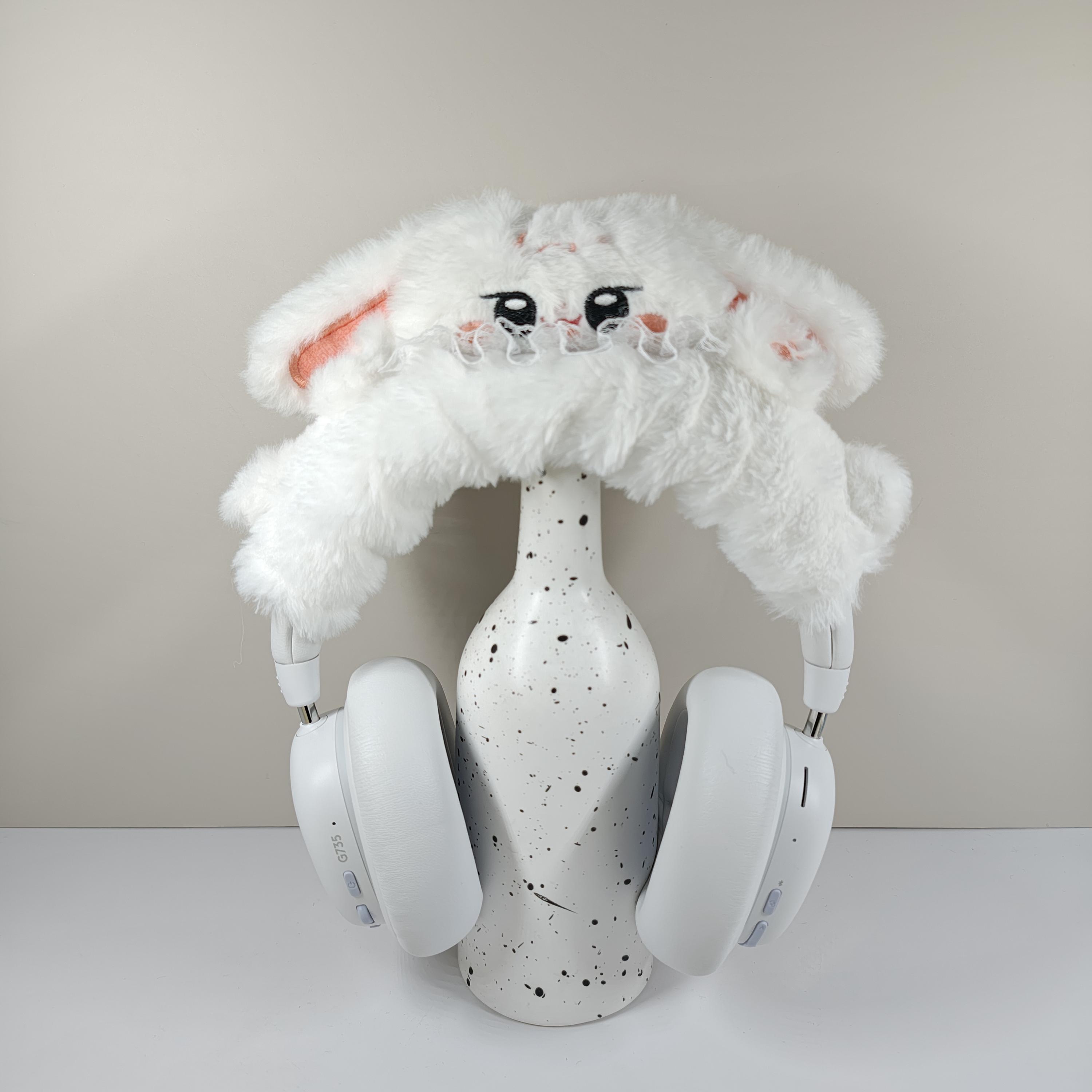 【Praying】Furry HeadPhone Cover Black-Panther EarSnugz™ – EarHugz®