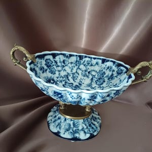 Vintage Wong Lee 1895 Porcelain Swan Bronze Oval Centerpiece Floral Bowl