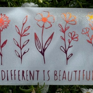 「Different is Beautiful」車用デカール、ボヘミアン風車用デカール、彼女へのプレゼント、女性向け車用デカール、ウィンドウステッカー、ラップトップステッカー、名言車用デカール