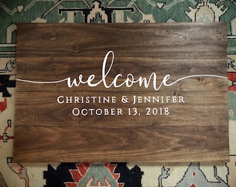 Rustic Guest Signing Board / Welcome Wedding Sign bride and groom name wedding date wooden sign