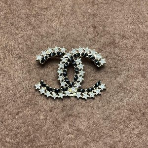 Chanel Wonderful Vintage Gold Tone Brooch With Stones And Black Leather Good Condition 90s