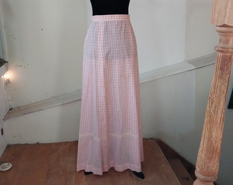 Light and Breezy Cotton Gingham Maxi Skirt - 1970s - Vintage Embroidered Prairie Skirt