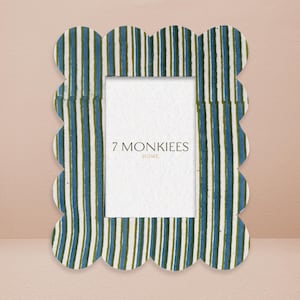 4X6 Scallop Stripe Frame, Wall Art, New Home Gift, Boho Nursery Decor, Picture Frame, Vintage Wedding Decor, Poster Frame, Dopamine Decor