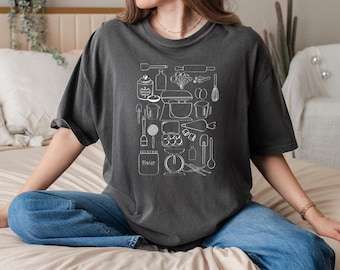Comfort colors Baking Shirt, Baking Sweatshirt Baker Gifts for baking, Love Baking gift Sweatshirt Pastry Chef Sweatshirt, Baker Shirts