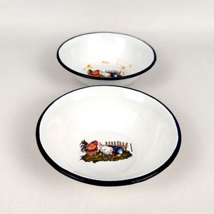 Vintage Enamel Bowls Set of 2, 5.5&quot; Muender Email Germany, Farm Animal Motif, Rustic Kitchen Decor, Patina, 1950s-60s Cottagecore Charm
