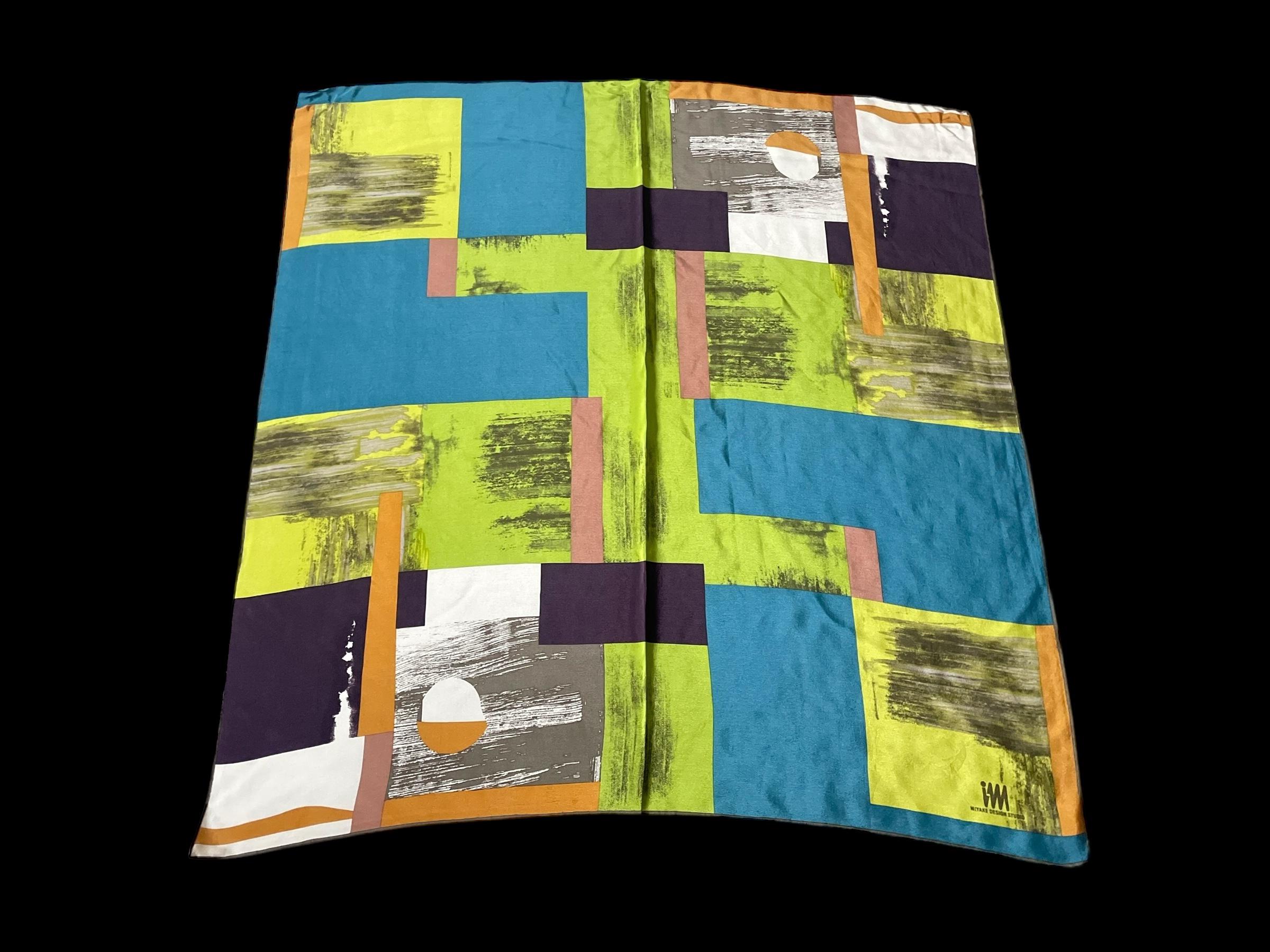 ISSEY MIYAKE Vintage Silk Scarf (83 Cm by 85.5 Cm )hand