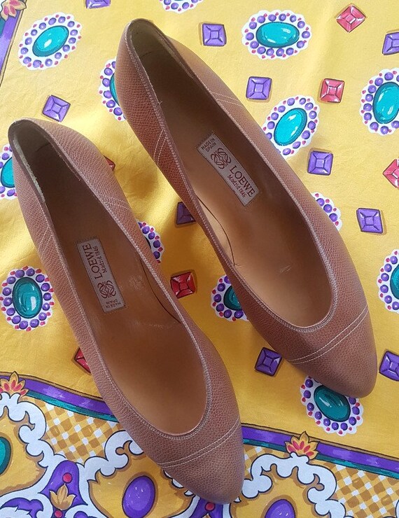 LOEWE. Vintage Women’s Tan Leather Pumps Shoes. Si