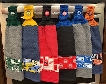 Michigan Team Sports Hanging Kitchen Towel - Michigan State, University of Michigan, Detroit Lions, Detroit Tigers - Hanging Hand Towel