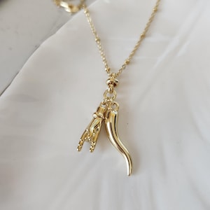Good Luck Figa Hand, Italian Horn Necklace. Mano Cornuto Hand, Horn Charms with beaded gold Connector. For men and women. Handmade
