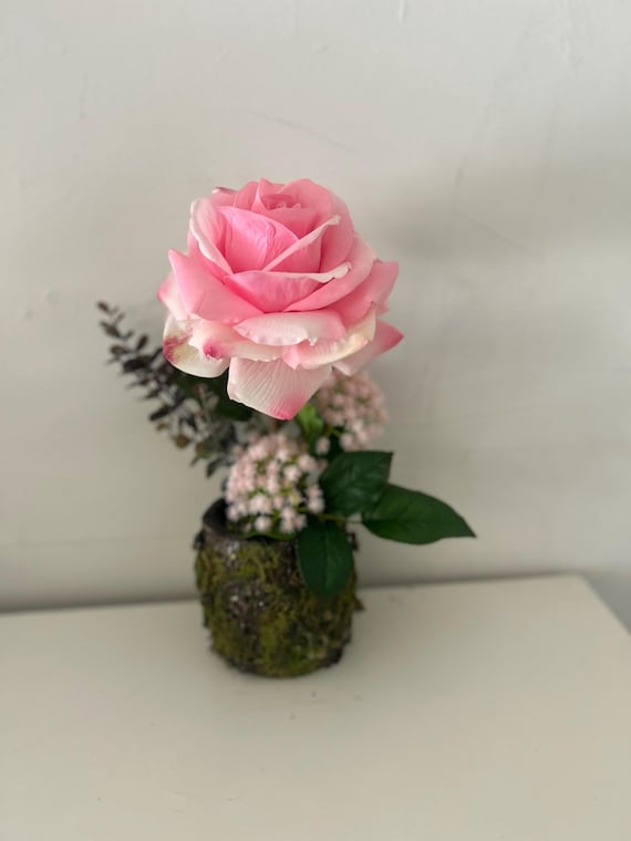 Rustic Faux Floral Arrangement – Fresh Touch Pink Rose & Wildflower Display in Mossy Log Vase
