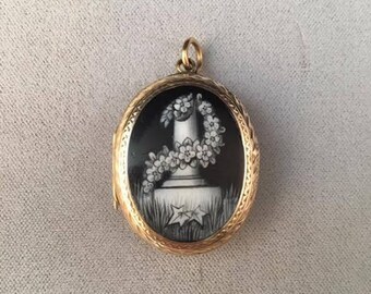 Antique Victorian 9kt Yellow Gold and Handpainted Grisaille Enamel Mourning Pendant Locket Memento Mori