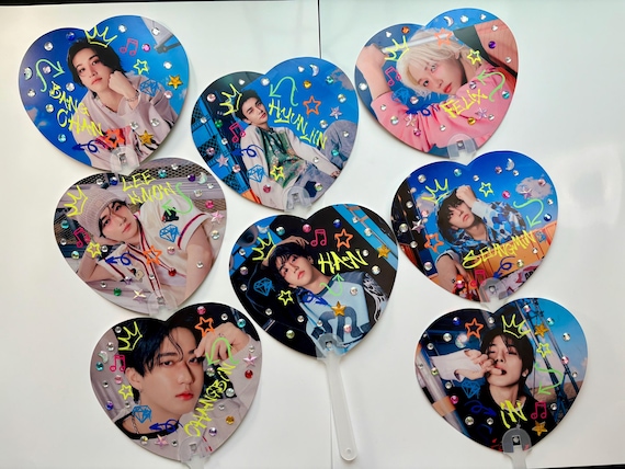 Stray Kids Dominate: Celebrate Encore in Seoul Heart Picket Fan