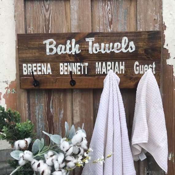 Bath Towel Rack Wall Hanging Hooks with Personalized Kids Names/ Coat Rack for Coat Storage Rustic