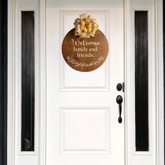 Welcome Door Hanger for Front Door Decor Sign, Welcome Sign For Summer and Spring Porch Decor, Gift For Wife on Mothers Day