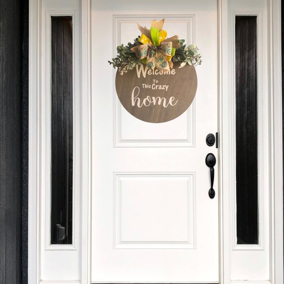 Welcome Door Hanger Sign with Spring Wreath, Round Welcome Sign, Hanging Door Sign, Front Door Decor, Door Wreath, Gift For The Home