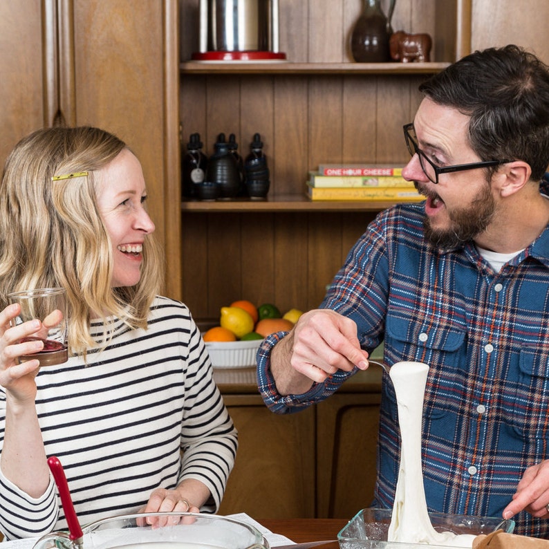 date night couple making mozzarella kit