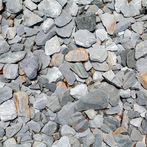 Welsh 20mm Grey Slate Chippings For Gardens