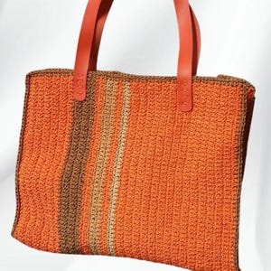 Borsa tote in filato di carta a righe arancioni e marroni fatta a mano – Borsa a tracolla intrecciata per donna con fodera, tasca e chiusura magnetica a scatto