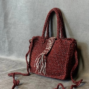 Handgefertigte weinrote Makramee Umhängetasche, kleine leichte Geldbörse, Magnetverschluss, einzigartiges handgefertigtes Valentinstagsgeschenk, weinrote Tasche