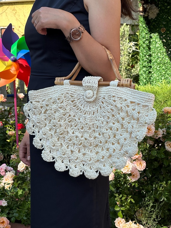 Vintage 40s Macrame Crochet Bag: Bamboo Handle Shell Fan Purse - Etsy