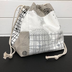Kit de costura de bolsa de arroz japonés con telas de lino serigrafiadas a mano black / greys /white