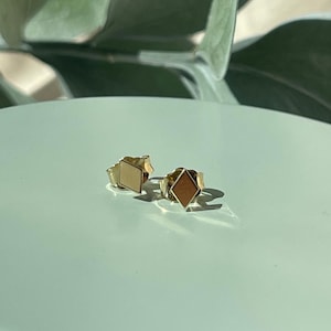 14K Solid Gold Diamond Shaped Stud Earrings – Dainty Geometric Gold Earrings, Minimalist Jewelry, Perfect Gift for Her