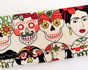 Coupon Organizer Frida Kahlo and Sugar Skulls / Storage Case with Dividers / CheckBook Case