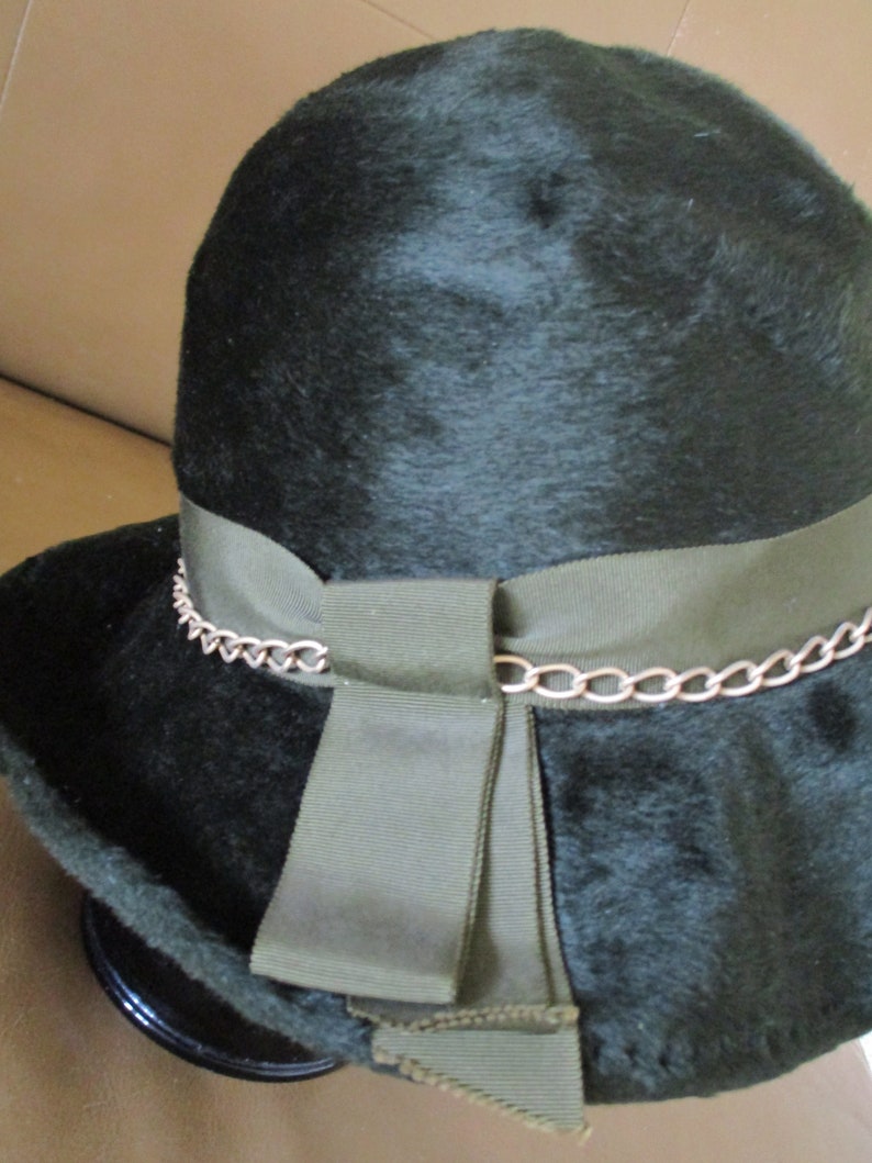Vtg Ann Marie Hat Cloche Ribbon Chain Faux fur