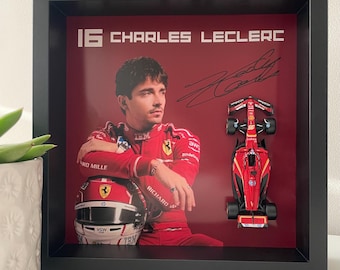 Carta autografata di Charles Leclerc con certificato di autenticità - Italia