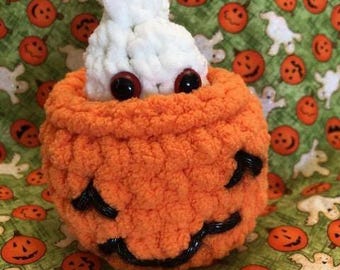 Ghost in Jack-O-Lantern Pop-Up Toy: Halloween Decor