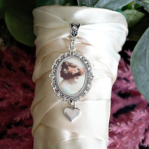 Bouquet Photo Charm Wedding Oval Ornate Bail Antique Memory Frame Silver