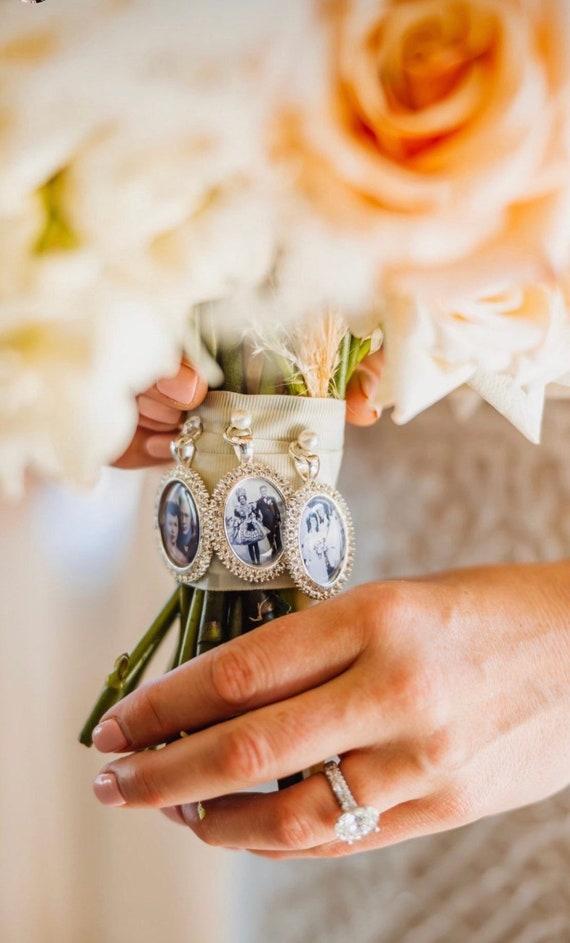Bouquet frame best sale charm