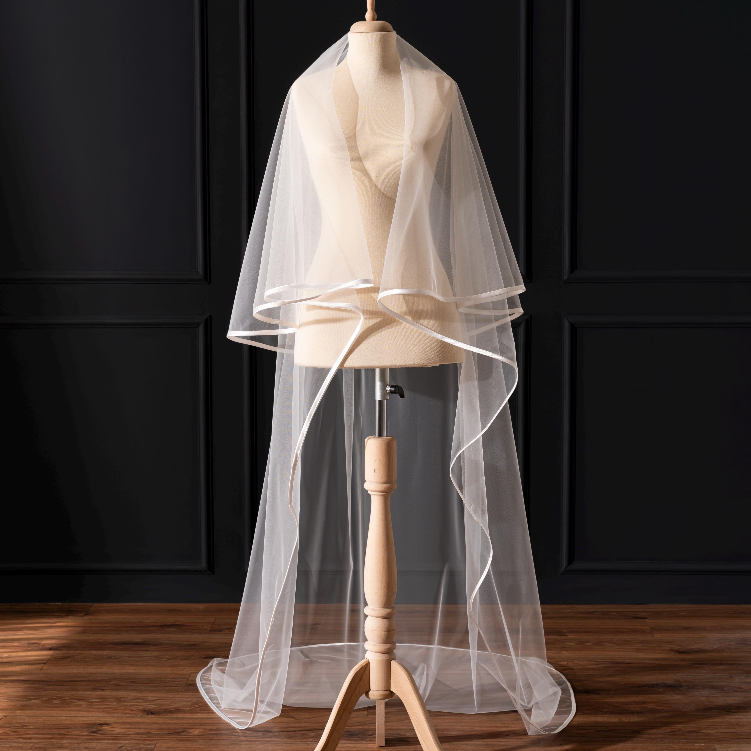 Soft Satin Ribbon Edge Wedding Veil ,Bridal Cascading Fingertip Veil,Satin Ribbon Wedding Veils,Two Tier Satin Edge Veil,Cathedral Veil