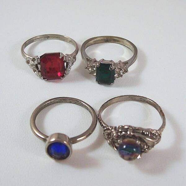 RING SALE - 4 colorful solitaire vintage rings