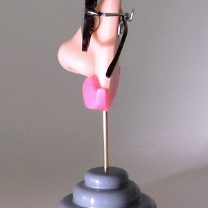 Eyewear holder, Nose eyeglasses display, Pink mustashe, Key hook, Glasses stand, Women, Men image 4