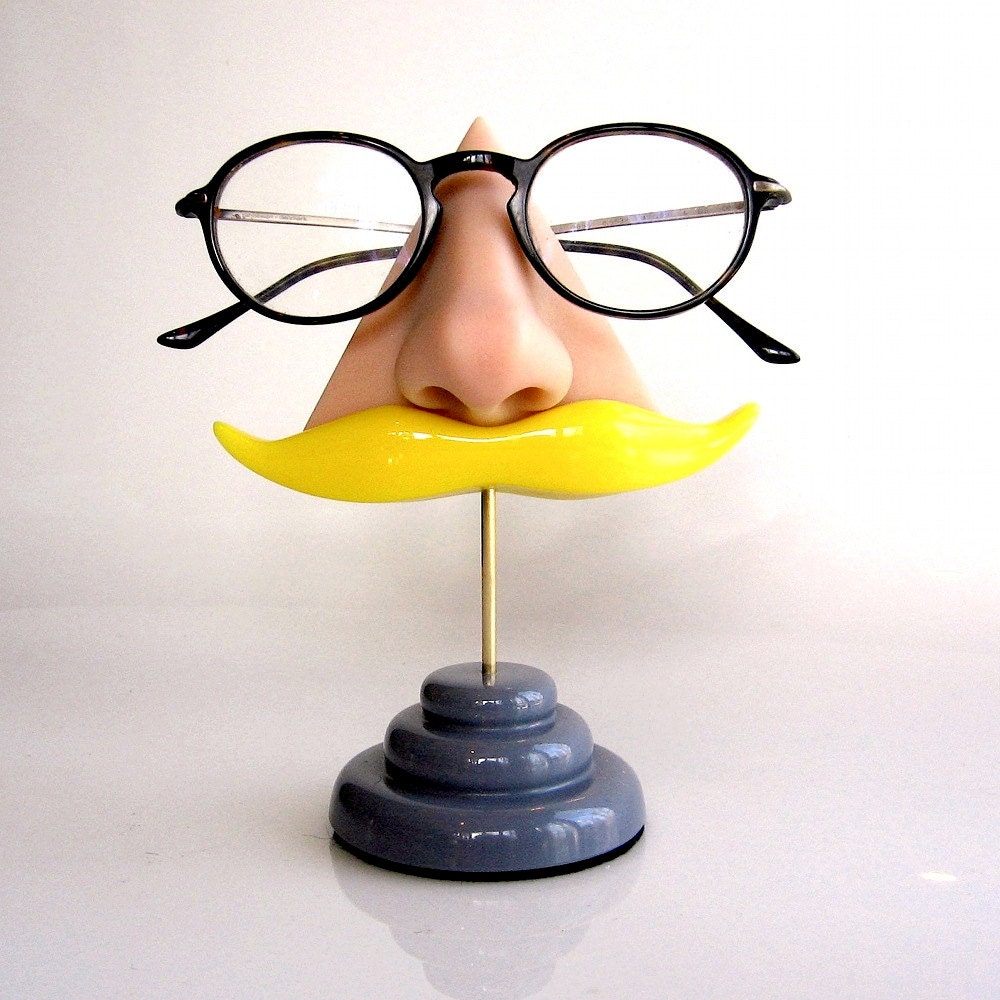 Nose Eyeglass Stand with Black Mustache Key Hook – ArtAkimbo