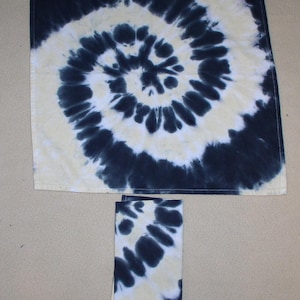 2 Cloth Napkins, Tie Dyed
