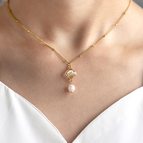 Colar com pingente personalizado de respiração de bebê, colar de pérolas, joias com flores prensadas em resina, colar para mulheres, respiração de bebê, presente para ela