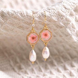 Pink Forget-Me-Not Pearl Earrings, Resin Flower Earring, Bridesmaid Gifts, 925 Silver Earrings for Women, Valentine&#39;s Day Gift, Gift for Her
