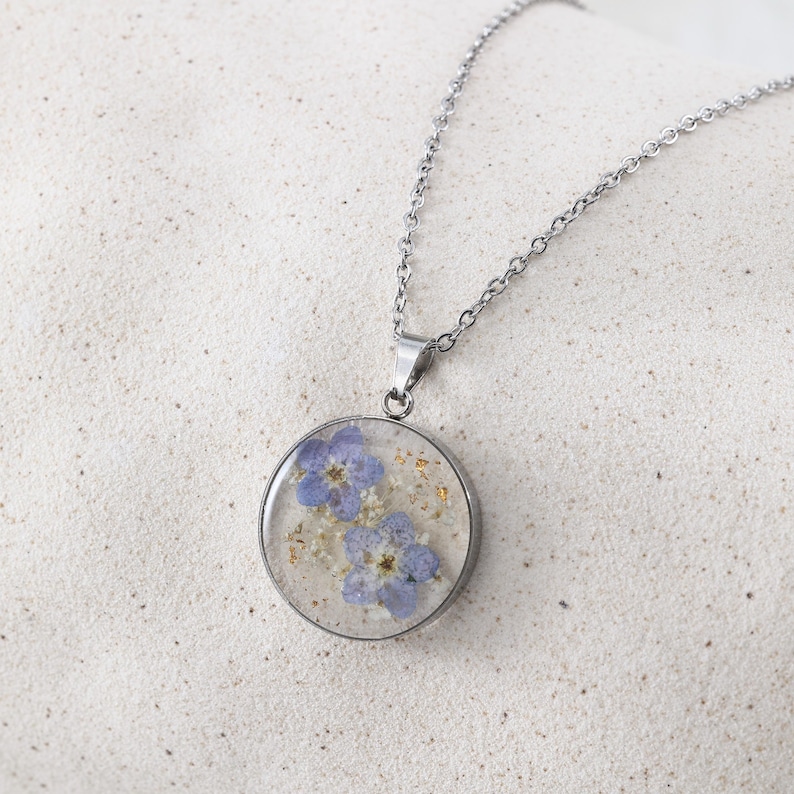 Forget Me Not Pendant Necklace, Pressed Real Flower Resin Jewerly, Miscarriage Gift, Memorial Gift for Her, Real Flower Gift for Her Silver
