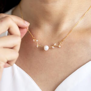 Bridal Necklace, Diamond Leaf Pearl Necklace, Freshwater Pearl Jewelry, Women&#39;s Necklaces, Wedding Necklace, Bridesmaid Gift, Gift for Her
