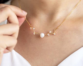 Bridal Necklace, Diamond Leaf Pearl Necklace, Freshwater Pearl Jewelry, Women's Necklaces, Wedding Necklace, Bridesmaid Gift, Gift for Her