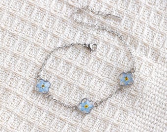 Vergeet-me-niet armband, gedenksieraad bij miskraam, geschenk bij verlies van een baby, gepersonaliseerde bloemenarmband, troostgeschenk voor haar